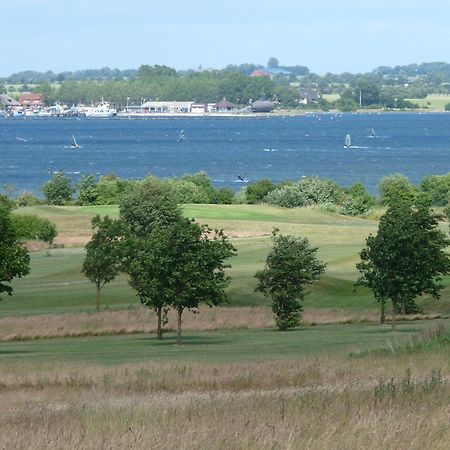 Fewo-Mit-Terasse-U-Garten-Am-Golfplatz Wulfen auf Fehmarn Esterno foto