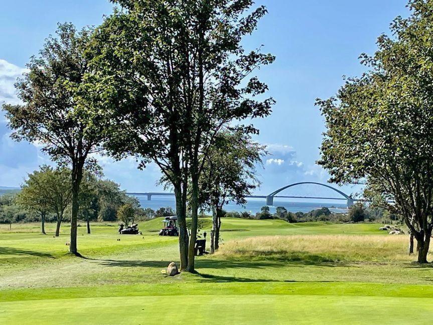 Fewo-Mit-Terasse-U-Garten-Am-Golfplatz Wulfen auf Fehmarn Esterno foto